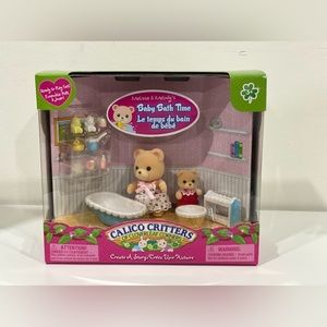 Calico Critters Melissa & Melody’s Baby Bath Time Set